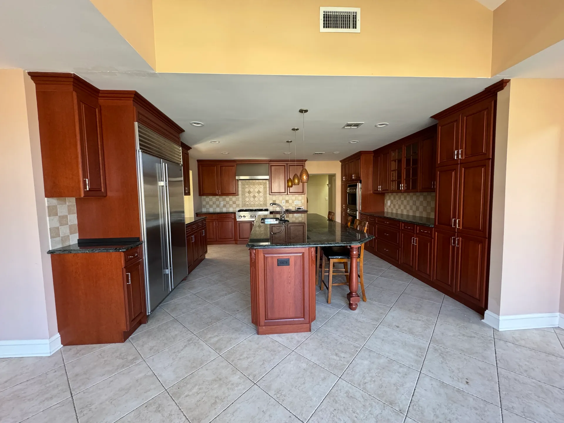 Kitchen before renovation