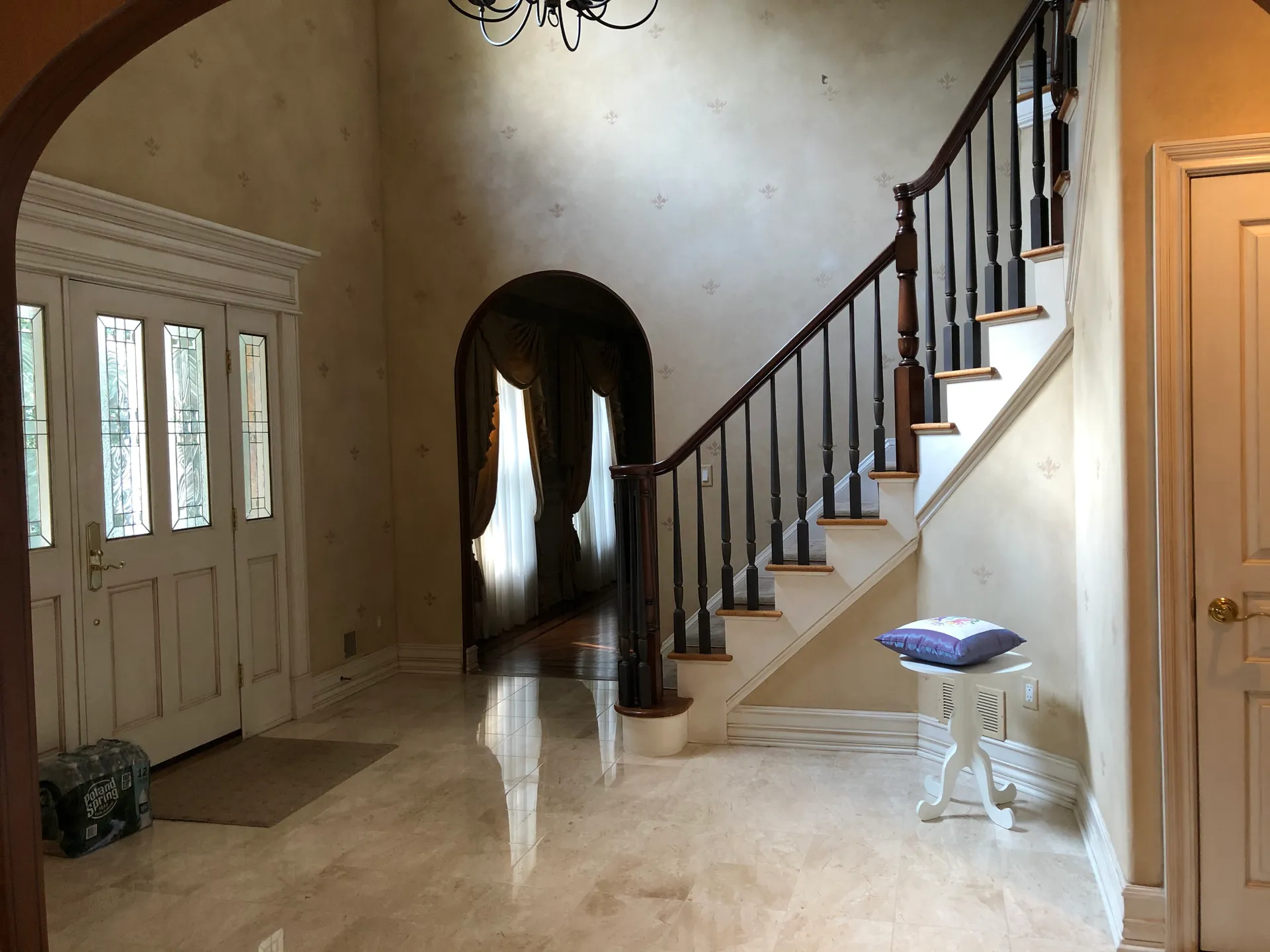 Entry foyer before renovation